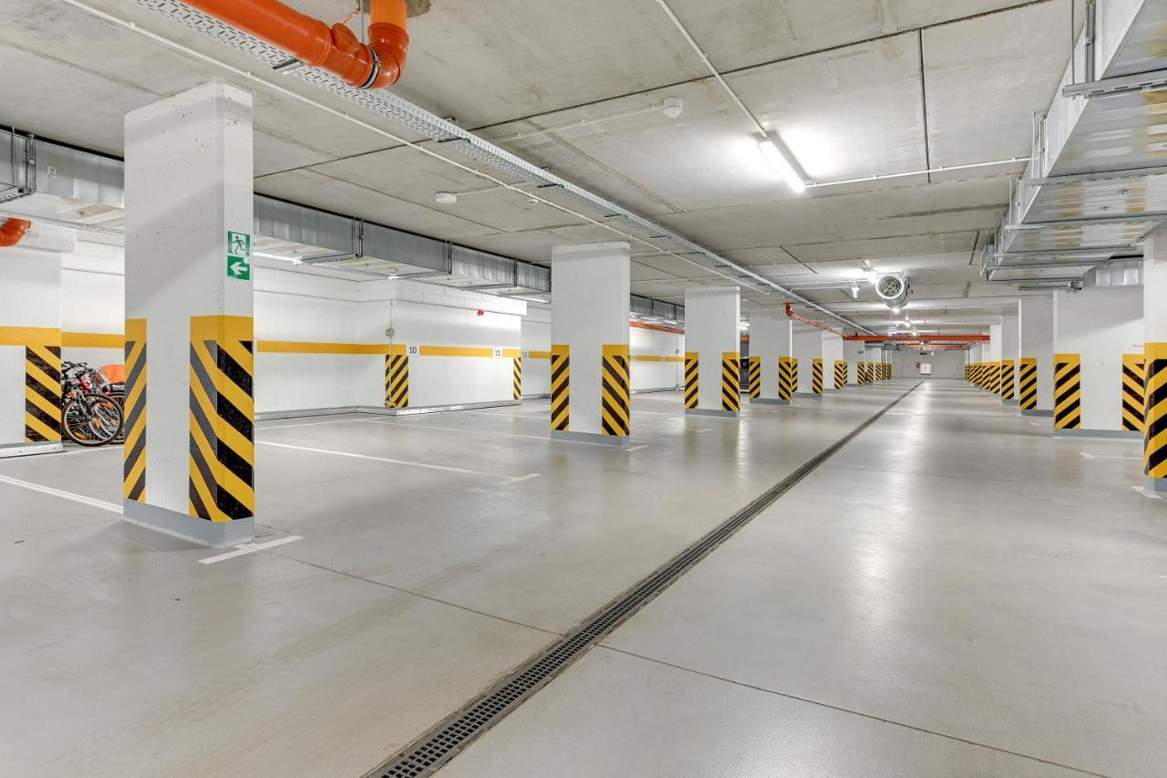 Apartament Nadmorskie Spektrum & Parking Gdańsk Exteriör bild