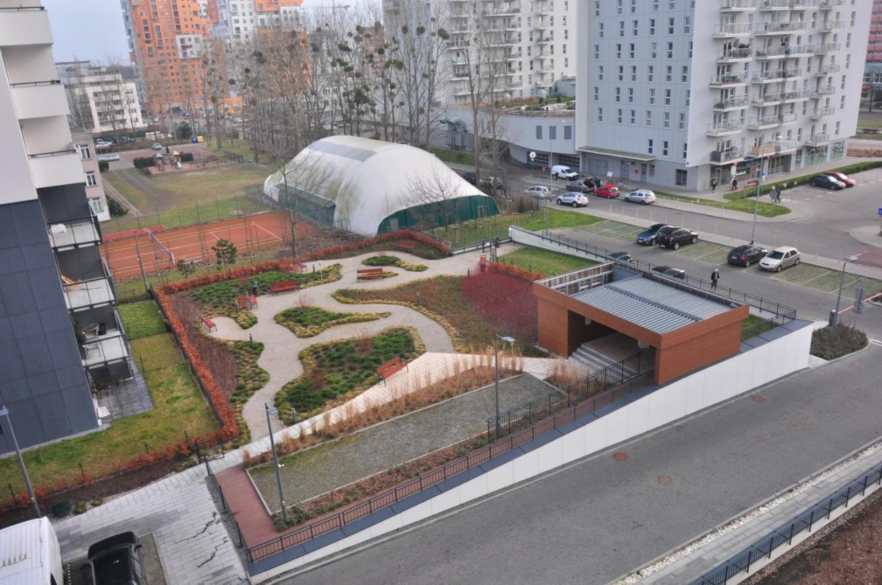 Apartament Nadmorskie Spektrum & Parking Gdańsk Exteriör bild