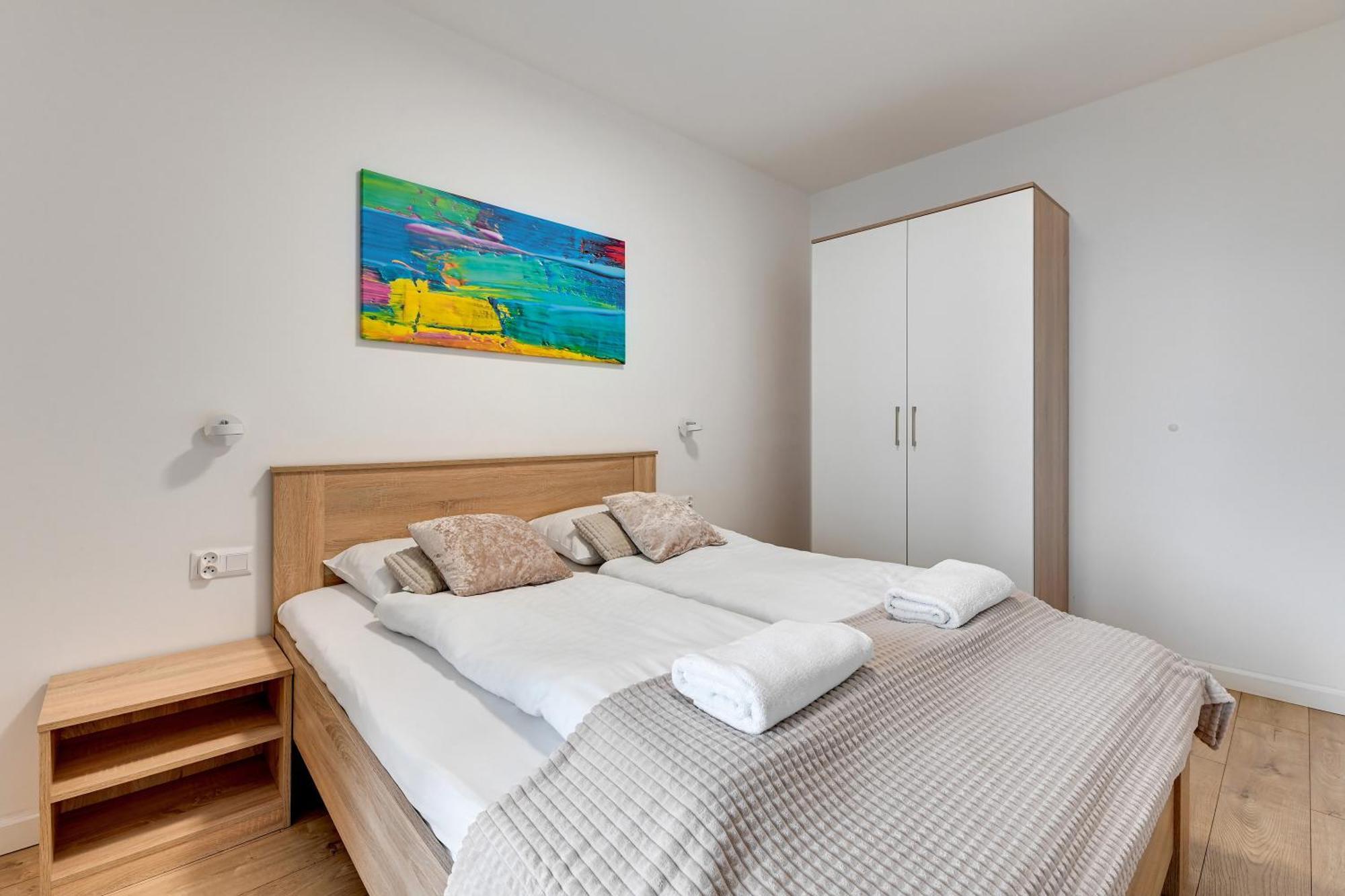 Apartament Nadmorskie Spektrum & Parking Gdańsk Exteriör bild